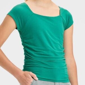 T-shirt with side shirring